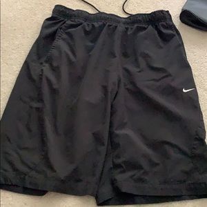 Men’s Nike shorts with pockets